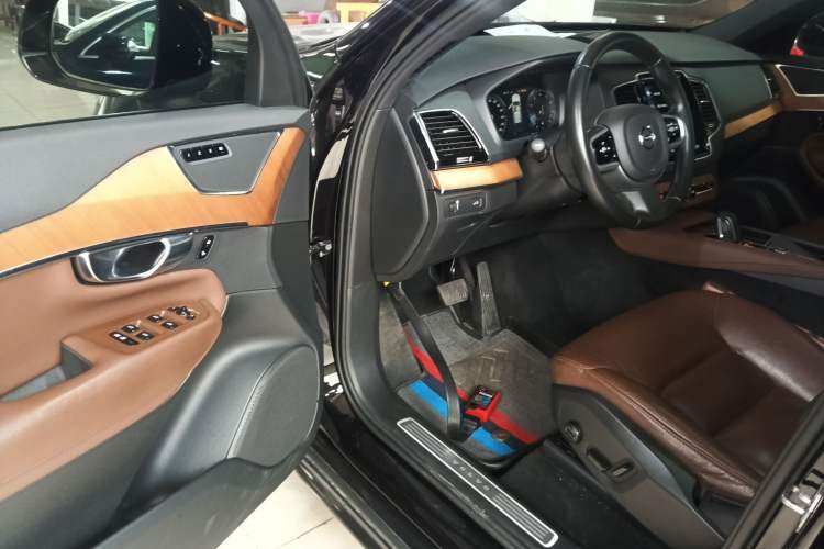 Used Volvo XC90 2021 B6 Zhiyi Luxury Edition 7-Seater