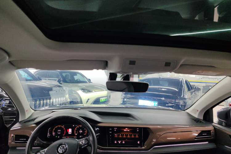 Used Volkswagen Tharu 2020 Revised Version 330TSI Four-Wheel Drive Flagship Edition China VI
