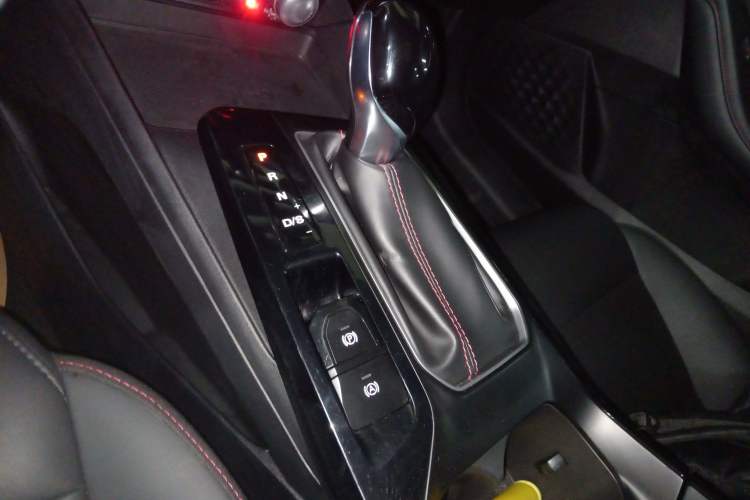 Used MG 5 2023 180 DVVT CVT Fashion Edition
