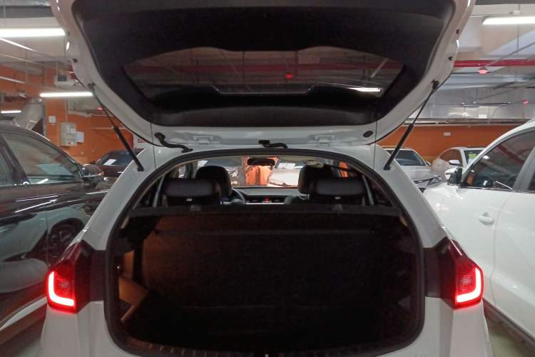 Used Geely Auto Vision X3 2019 Upgraded Model 1.5L CVT Prestige Version