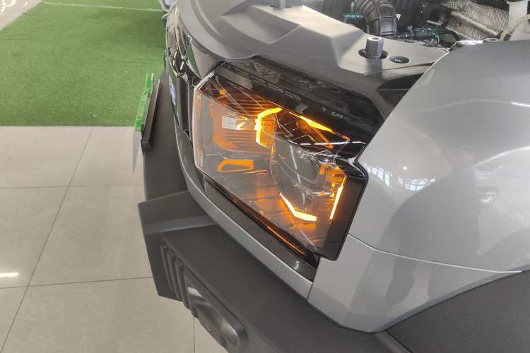 Used JETOUR Traveler 2025 2.0TD DCT XWD Cross-country