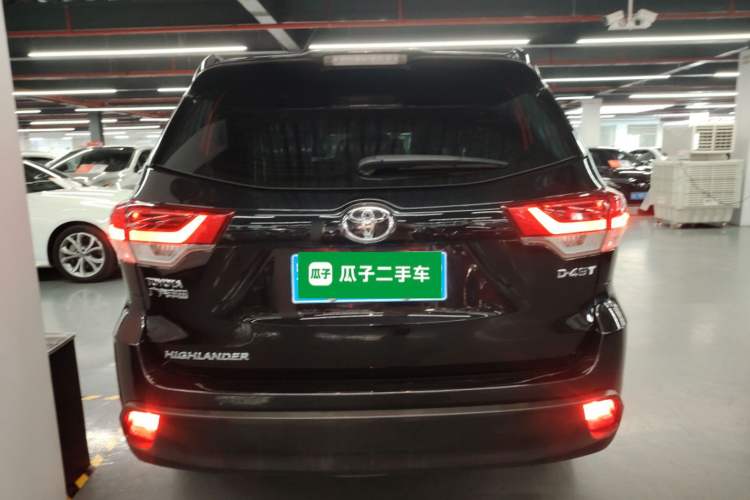 Used Toyota Highlander 2018 2.0T Two-Wheel Drive Elite Edition 7 Seats Emission Standard China V