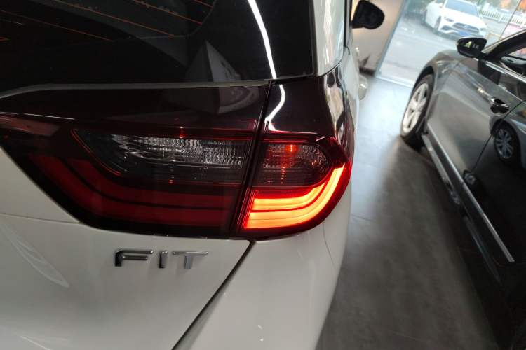 Used Honda Fit 2021 1.5L CVT Trend Edition
