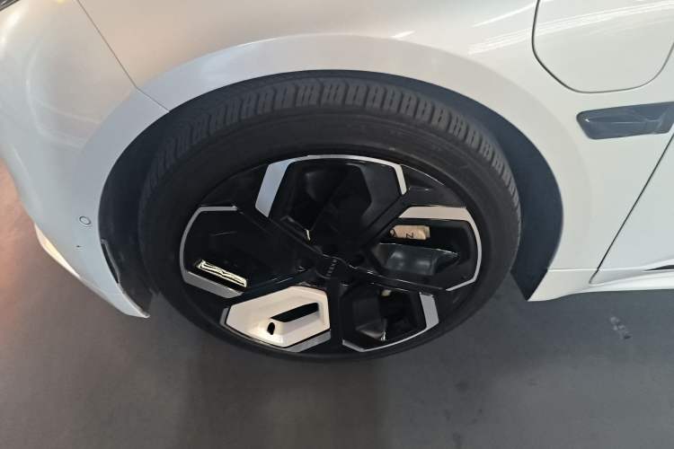 Used Zeekr 001 2022 Ultra-Long Range Dual-Motor ME Version
