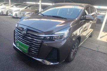 Used Buick GL8 2023 Facelifted Land Cruiser Executive Luxury Version