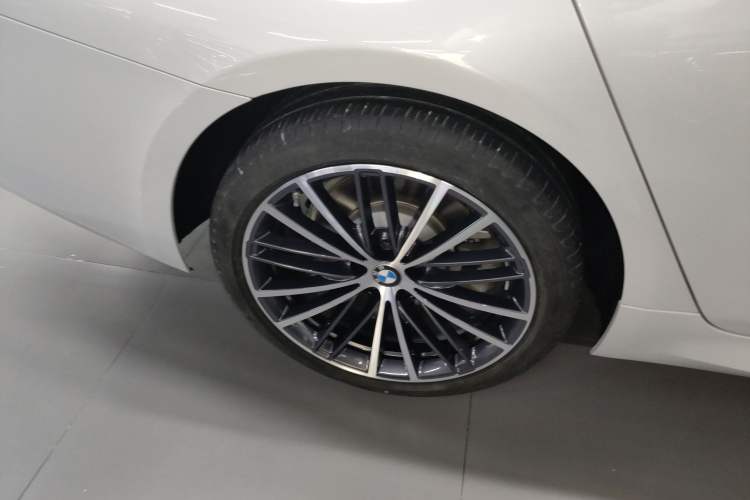 Used BMW 5 Series 2023 530Li Leading Model M Sport Package
