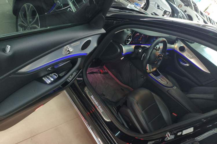 Used Mercedes-Benz E-Class 2021 Restyled E 300 L Sporty and Stylish Edition
