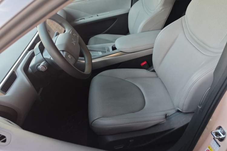 Used XPeng MONA M03 2024 620 with Ultra-Long Range
