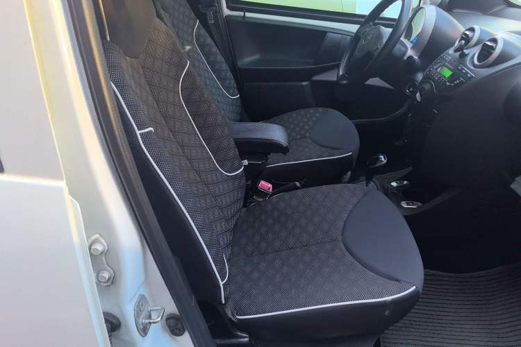 Used BYD F0 2015 1.0L AMT XuanKu Model
