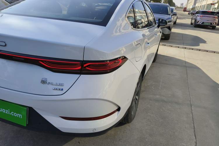 Used BYD Qin PLUS 2025 DM-i Smart Drive 120KM Superior Model