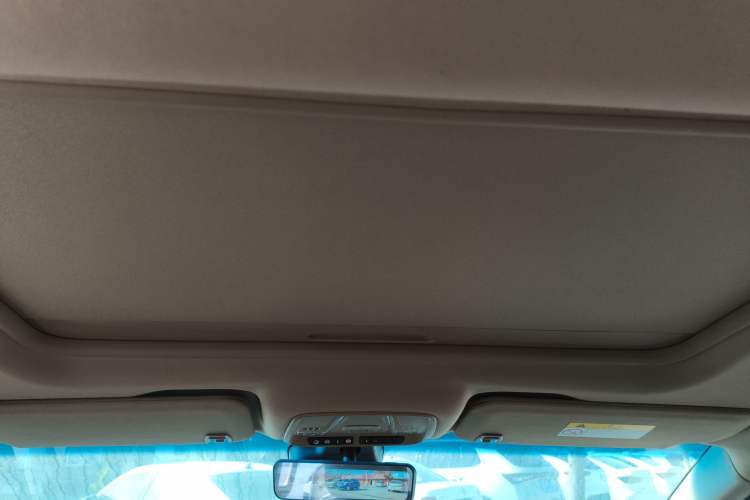 Used Buick GL8 2021 ES Land Cruiser 653T Luxury Edition
