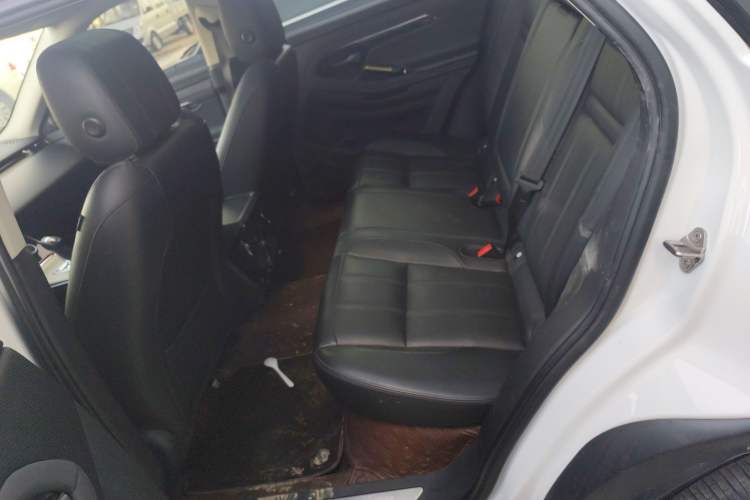 Used Land Rover Range Rover Evoque 2021 Range Rover Velar 249 PS R-Dynamic S Performance Edition
