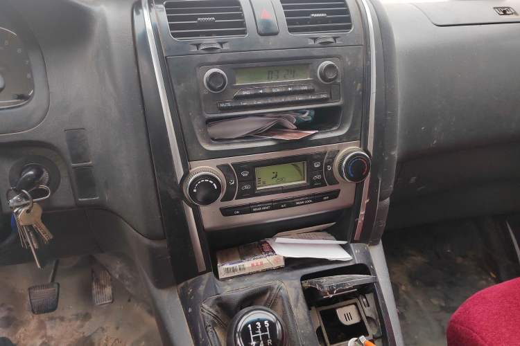 Used Jinbei Grace 2016 2.0L Express Utility Model
