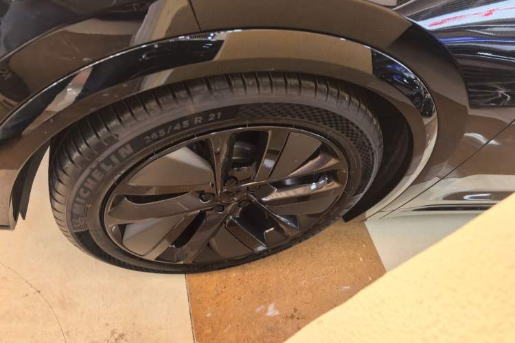 Used Li Auto L7 2025 Max Smart Refresh Edition
