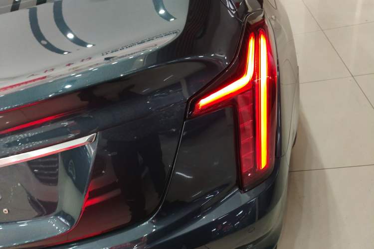 Used Cadillac CT5 2021 28T Fashion Edition
