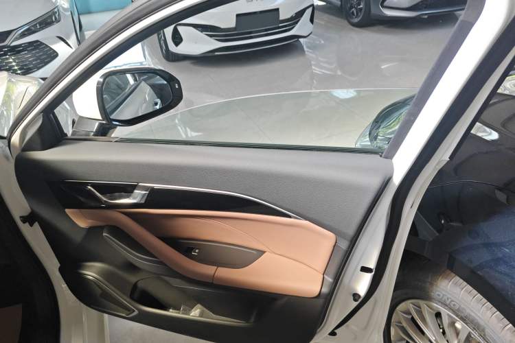 Used Bestune B70 2024 Dragon Edition 1.5T Leading Model
