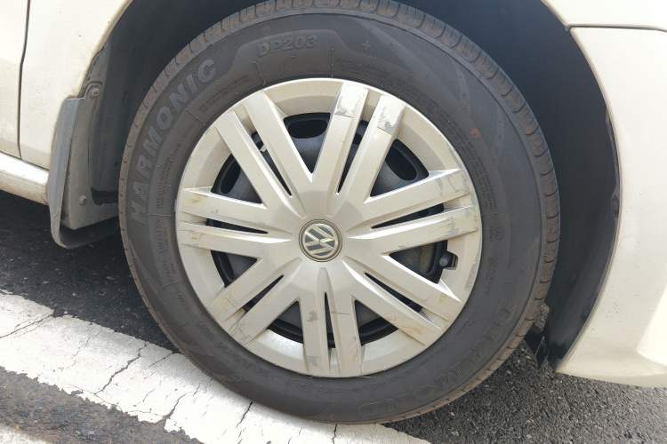 Used Volkswagen Polo 2016 1.4L Manual Fashion Model
