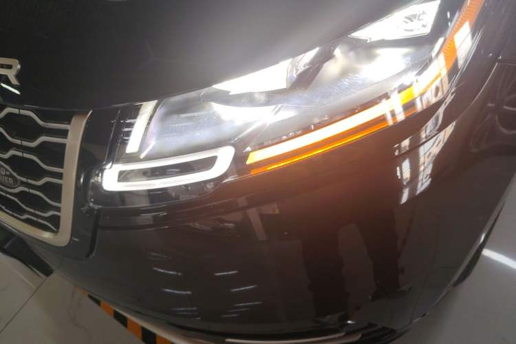 Used Land Rover Range Rover Velar 2022 250 PS Sparkling Heritage Edition
