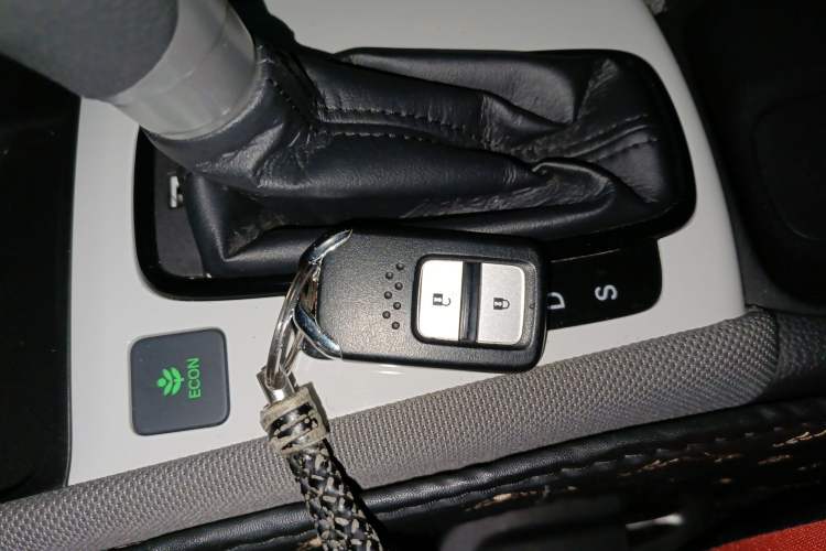 Used Honda LIFE 2021 1.5L CVT SPORT Heartbeat Edition