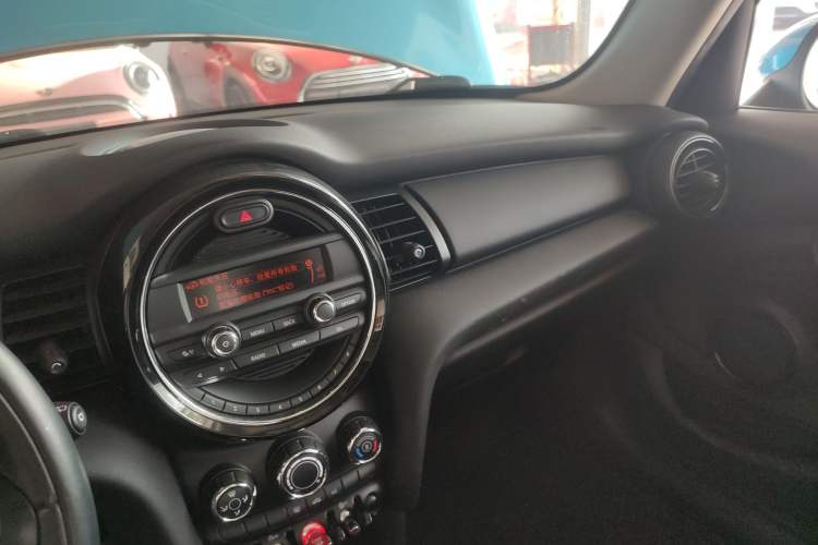 Used  MINI 2015 1.2T ONE Five-Door Edition