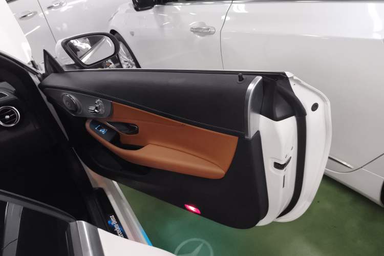 Used Mercedes-Benz C-Class 2017 Facelift C 200 Coupe
