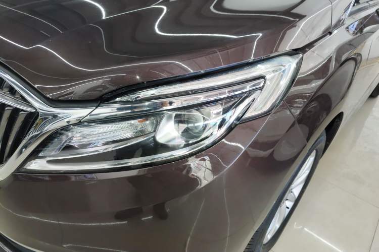 Used Buick GL8 2017 ES 28T Comfort Model China V Standard
