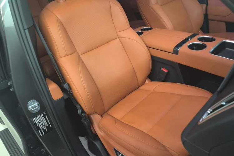 Used Li Auto L9 2022 Max model
