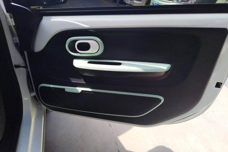 Used Roewe Clever 2021 302km Excellence Edition
