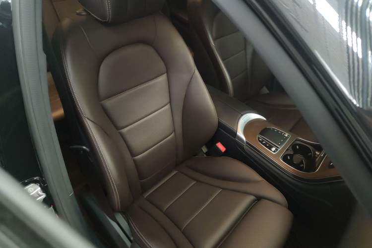 Used Mercedes-Benz GLC 2020 GLC 300 L 4MATIC Dynamic Edition
