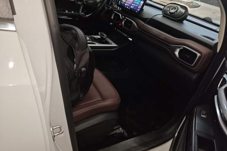 Used Geely Auto Haoyue 2022 1.8TD DCT Luxury 7-Seater