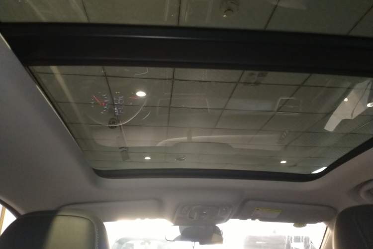 Used Roewe RX5 2022 330TGI Automatic National Style Edition
