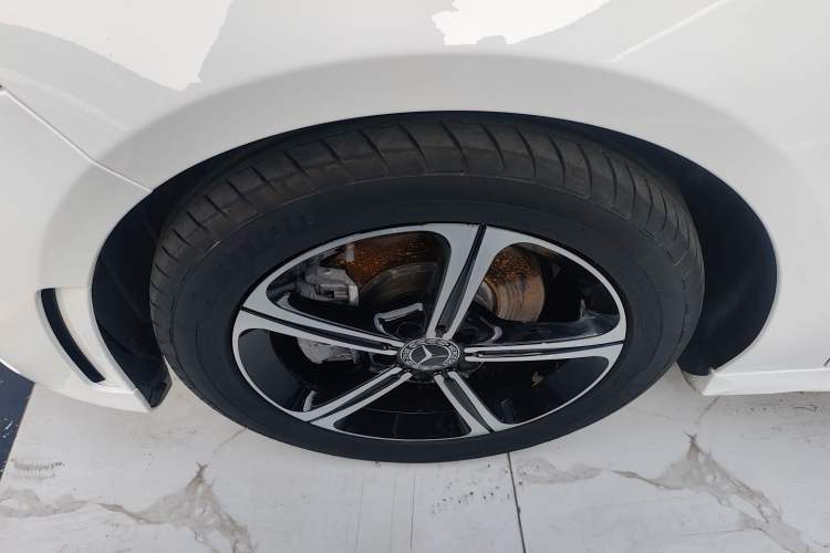 Used Mercedes-Benz A-Class 2022 Second Facelift A 200 L Sport Sedan Fashion Version