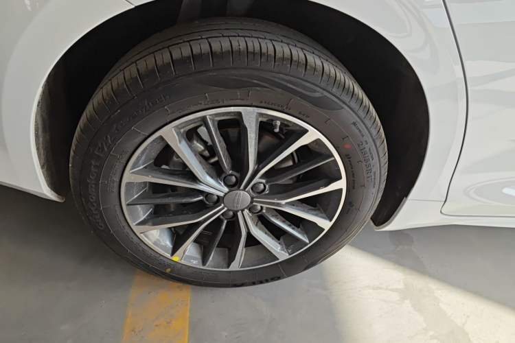 Used Geely Auto Preface 2025 Dongfang Yao 1.5TD Fuyao Edition
