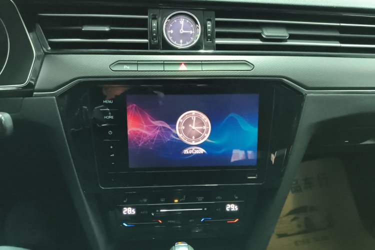 Used Volkswagen Magotan 2020 330TSI DSG Leading Model
