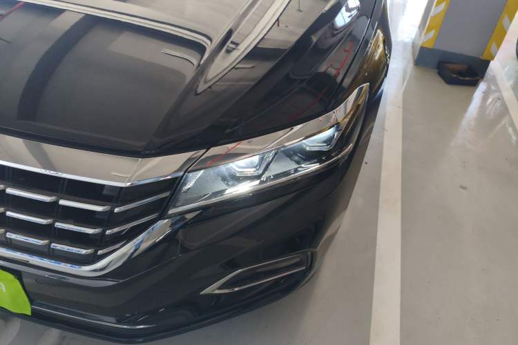 Used Volkswagen Passat 2019 330TSI Elite Edition China VI
