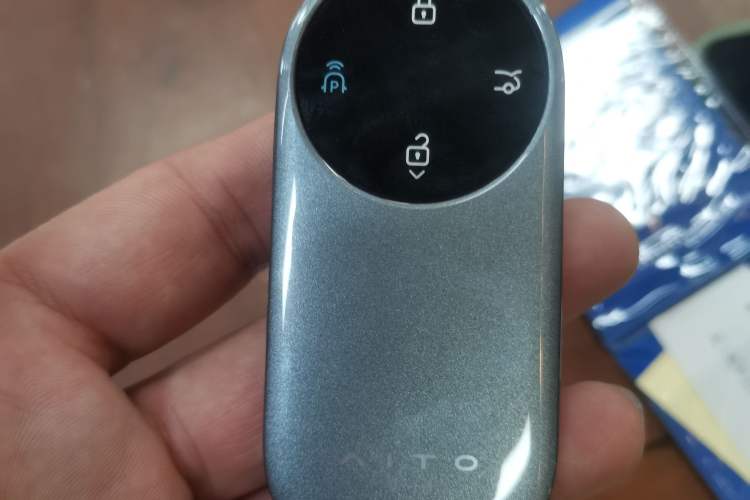 Used Hima AITO M9 2024 Range-Extended Ultra Version 52 kWh 5-Seater Model
