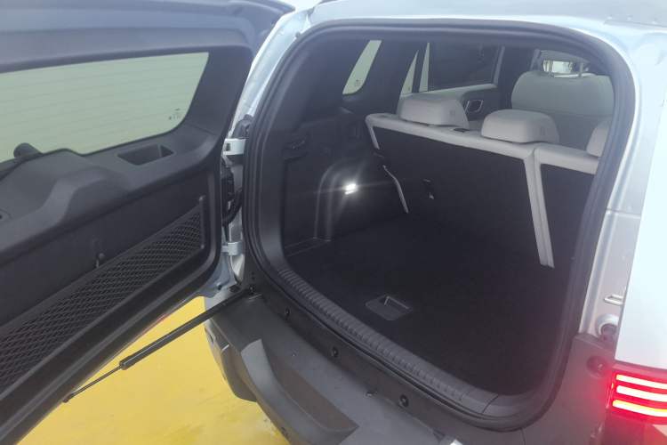 Used  Titanium 3 2025 501KM All-Wheel Drive Intelligent Driving Ultra Version
