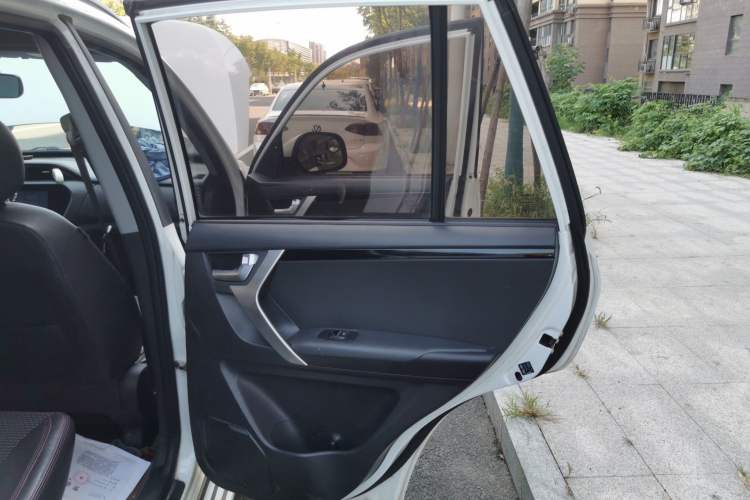 Used Chery Tiggo 3 2016 1.6L CVT Luxury Edition
