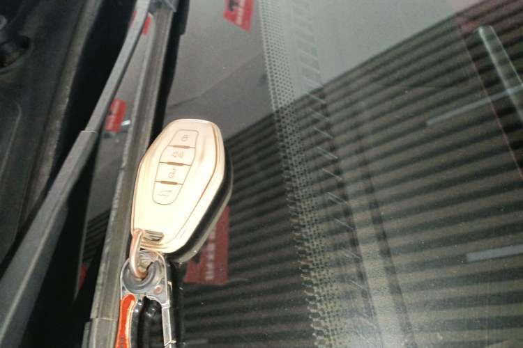 Used JETOUR X70 PLUS 2023 1.5T DCT Brave PLUS 5-Seater