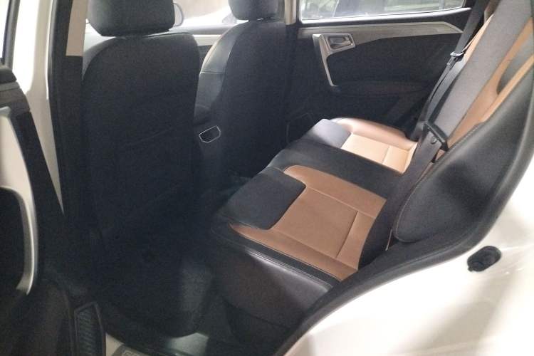 Used Geely Auto Vision X6 2016 1.3T CVT Flagship Model