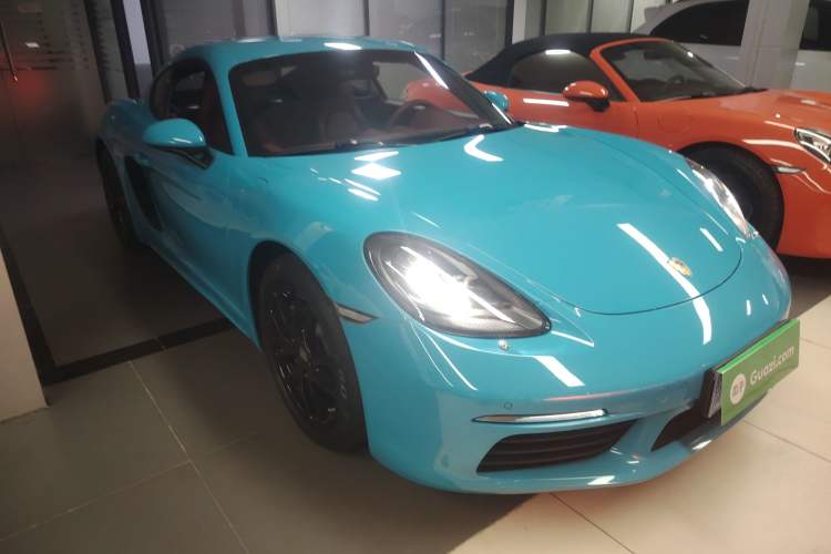 Used Porsche 718 2020 Cayman 2.0T
