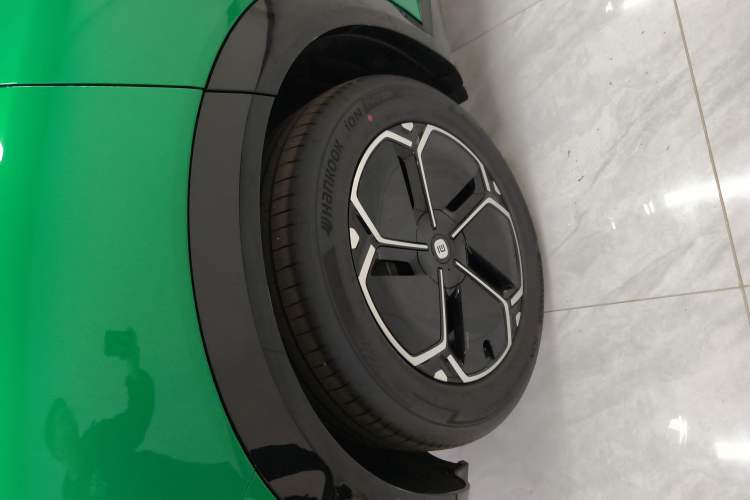 Used  YU7 2025 Ultra-Long Range Rear-Wheel Drive Version
