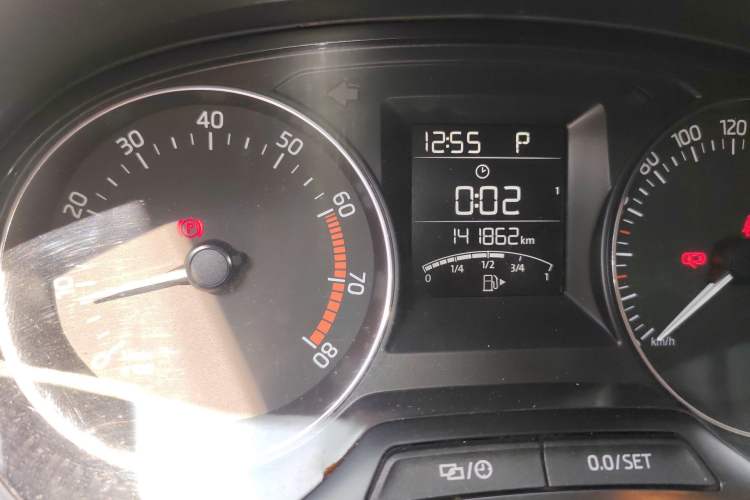 Used Skoda Fabia 2015 1.6L Automatic Chuanxing Edition
