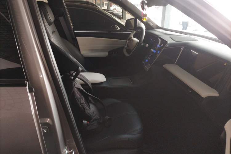 Used  L7 2023 1.5T 115 km PLUS