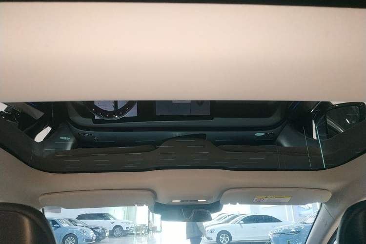 Used XPeng P7 2022 670E+