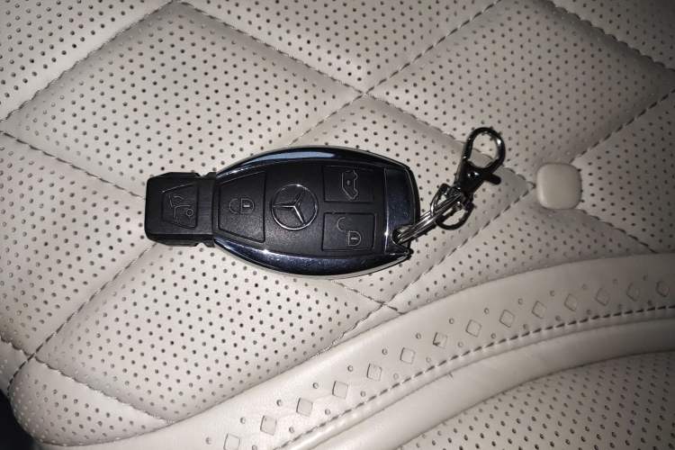 Used Mercedes-Benz V-Class 2017 V250 2.0T U.S. Spec