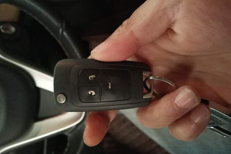 Used Chevrolet Monza 2022 320 Automatic Enjoyment Sunroof Version
