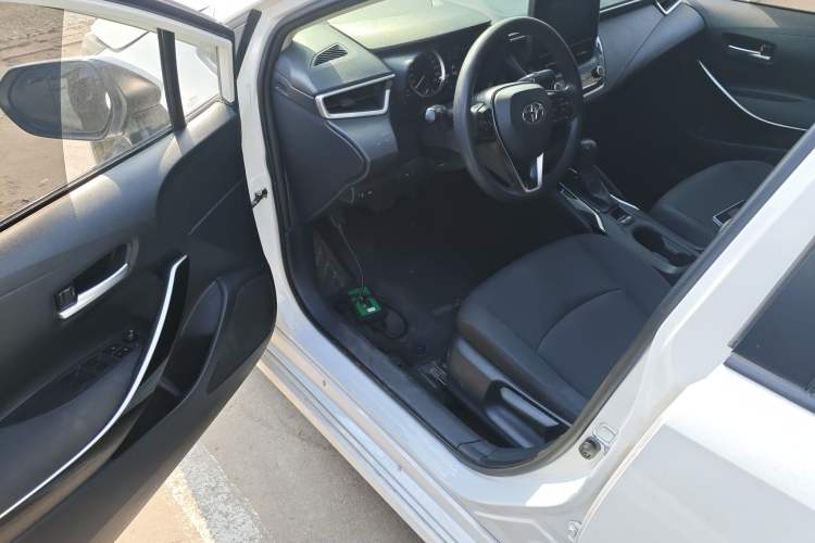 Used Toyota Corolla 2022 Dual-Motor 1.8L E-CVT Pioneer Edition
