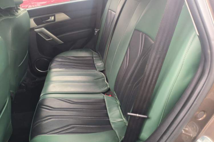 Used Haval H2 2017 Red-Label 1.5T Manual Two-Wheel Drive Comfort Model
