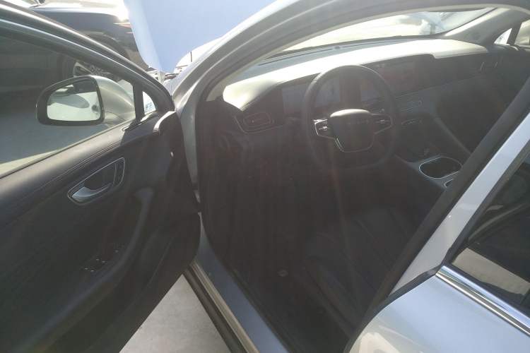 Used Roewe D7 2025 DMH 125km World Champion Edition
